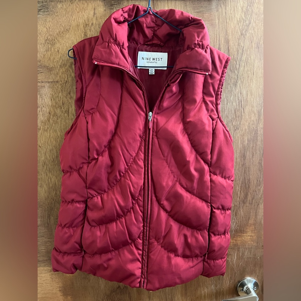 Nine West Red puffer vest small